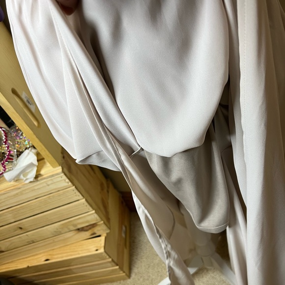 Show Me Your Mumu Kendall Maxi Dress Show Me The Ring Crisp Bridesmaid Med. - Picture 7 of 14